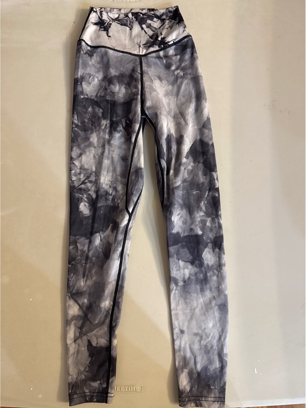 Vitality Gray and black patterns leggings size XS
